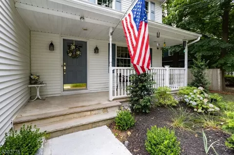 828 Highland Ave, Paramus, NJ 07652 photo 5