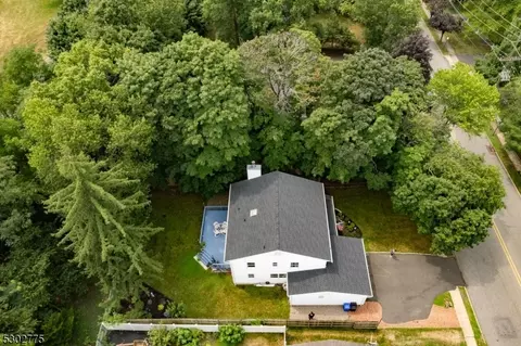 828 Highland Ave, Paramus, NJ 07652 photo 42