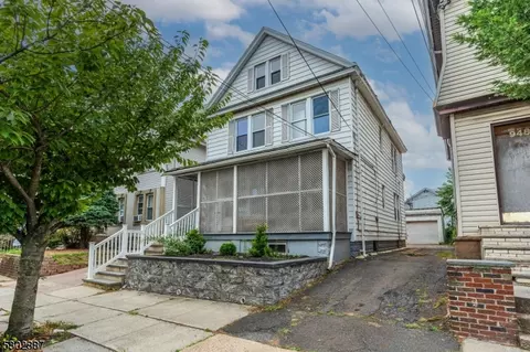946 Emma St, Elizabeth, NJ 07201