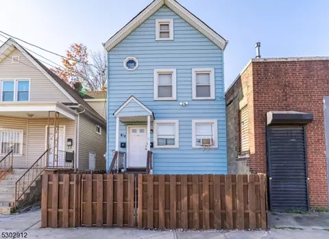 814 Livingston St, Elizabeth, NJ 07201