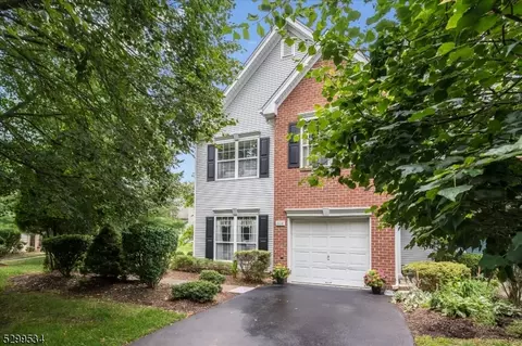 608 S Branch Dr, Whitehouse Station, NJ 08889