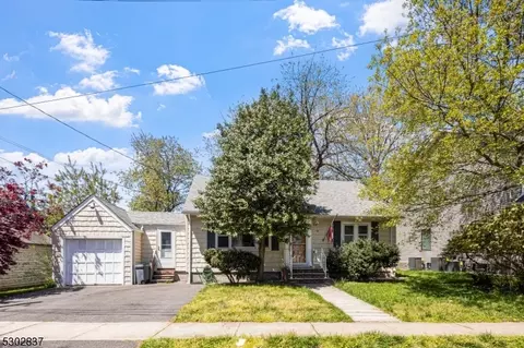 18 Hughes St, Passaic, NJ 07055