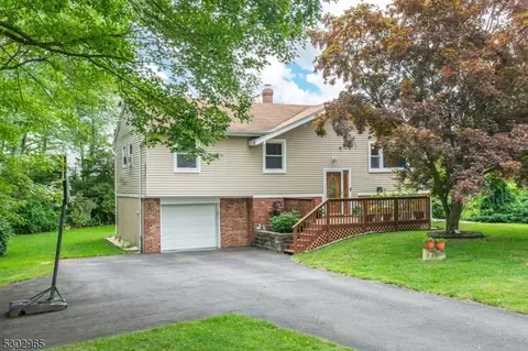 32-34 Salmon Rd, Landing, NJ 07850