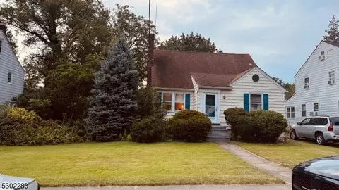 361 South Pkwy, Clifton, NJ 07014