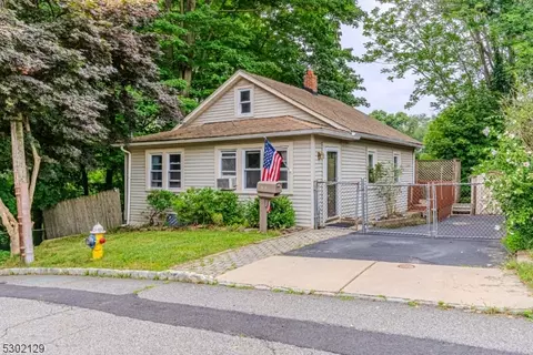 63 George St, Rockaway, NJ 07866