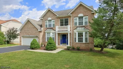 221 W End Ave, Green Brook, NJ 08812