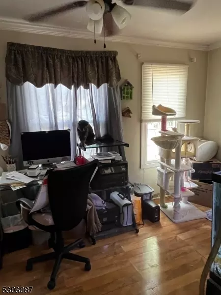 652 Crescent Dr, Bound Brook, NJ 08805 photo 8