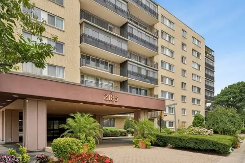2185 Lemoine Ave #4H, Fort Lee, NJ 07024