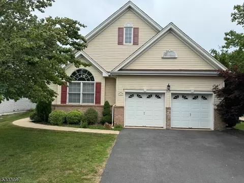 14 Witherspoon Way, Franklin Twp, NJ 08873