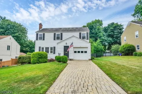 93 Young Ave, Cedar Grove, NJ 07009