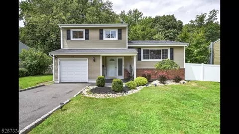 26 Kingsbridge Rd, East Franklin, NJ 08873