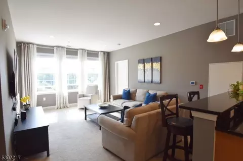 5317 Sanctuary Blvd #5317, Riverdale, NJ 07457