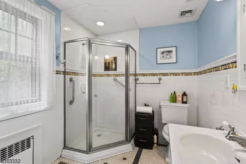 40 Walnut Ave, Millburn, NJ 07041 photo 14