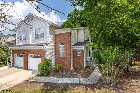 33 Garfield Way, Princeton, NJ 08540