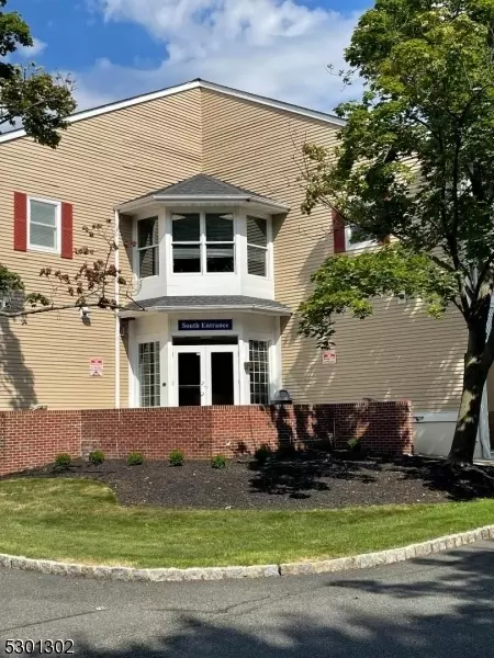 256 Columbia Tpke, Florham Park, NJ 07932