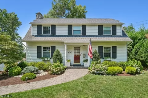 48 Sunset Ter, Wayne, NJ 07470