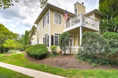 57 Wescott Rd, Bedminster, NJ 07921