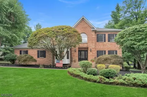 11 Nathan Dr, Montville Twp, NJ 07082