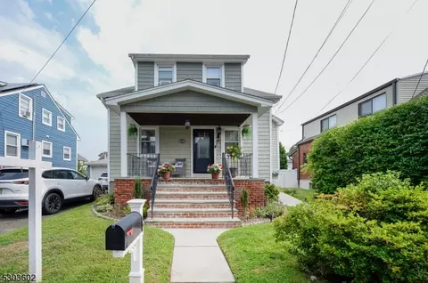8-35 Lake St, Fair Lawn, NJ 07410