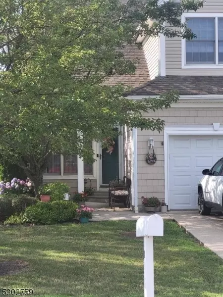 1 Prospect Cir, Wantage, NJ 07461