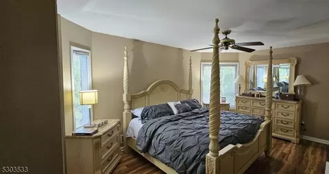 25 Delbarton Ct, Hackettstown, NJ 07840 photo 15