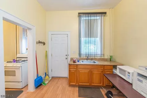 156 Franklin Ave, Nutley, NJ 07110 photo 13