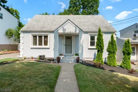 28 Stevens Rd, Clifton, NJ 07013