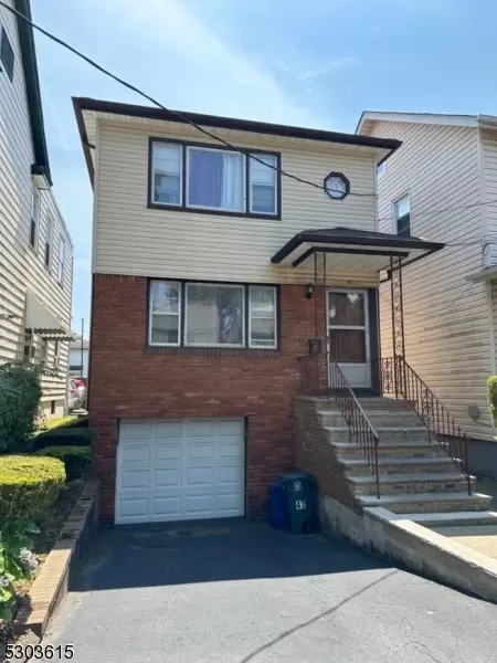 43 Allen St, Irvington, NJ 07111