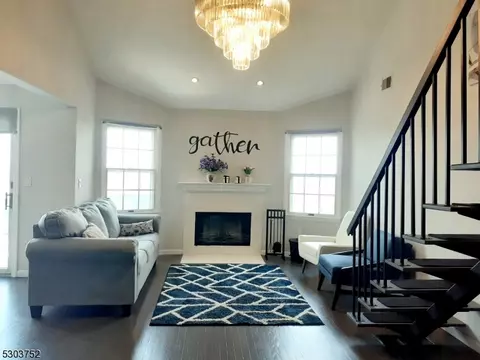 29 Crystal Ln #29, Paterson, NJ 07501