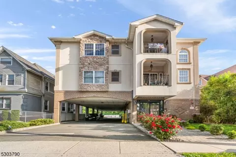 816 Westfield Ave #301, Elizabeth, NJ 07208