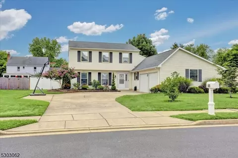 45 Stratford Ln, Mount Laurel Twp, NJ 08054