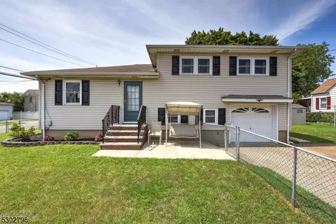 1700 W Camplain Rd, Manville, NJ 08835