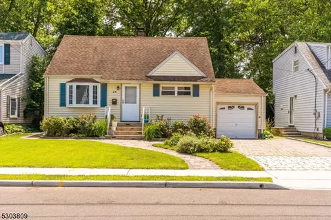 25 Filbert Ln, Union, NJ 07083