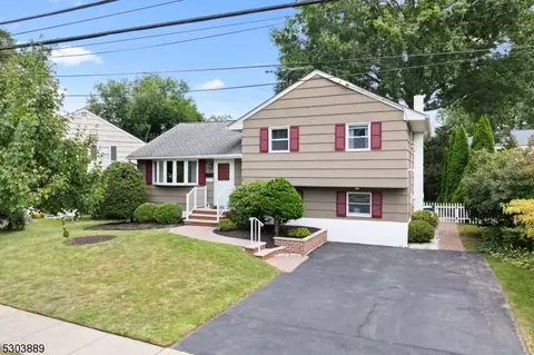 705 Cedar Crest Dr, Bound Brook, NJ 08805