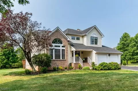 81 Matthews Farm Rd, Montgomery, NJ 08502