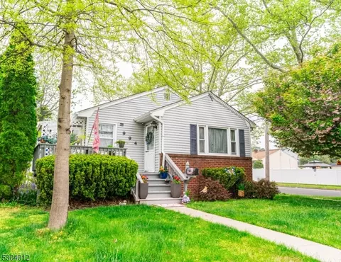 994 Jefferson Ave, Rahway, NJ 07065