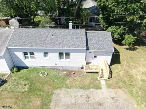 31 Coolidge Ave, Dover, NJ 07801
