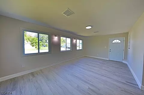 31 Coolidge Ave, Dover, NJ 07801 photo 17