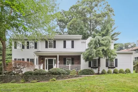142 Shady Ln, Randolph, NJ 07869