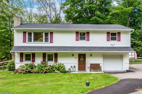 44 Lounsberry Hollow Rd, Sussex, NJ 07461