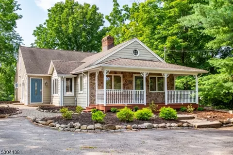 35 Two Bridges Rd, Montville Twp, NJ 07082