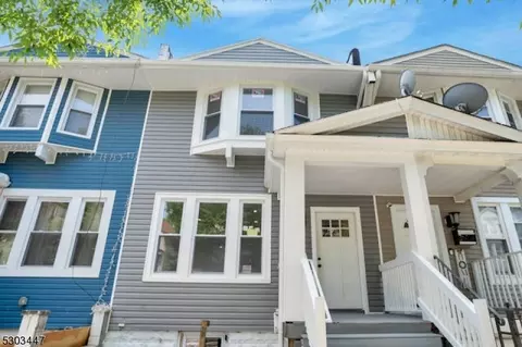 524 N Grove St, East Orange, NJ 07017