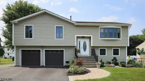12 Bori Dr, South Plainfield, NJ 07080