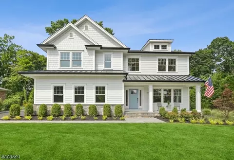 18 Cromwell Pkwy, Summit, NJ 07901