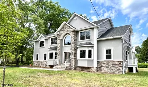 110 Hawkins Ave, Parsippany-troy Hills Twp, NJ 07054