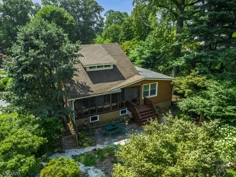 37 Lenape Trl, Wayne, NJ 07470 photo 28
