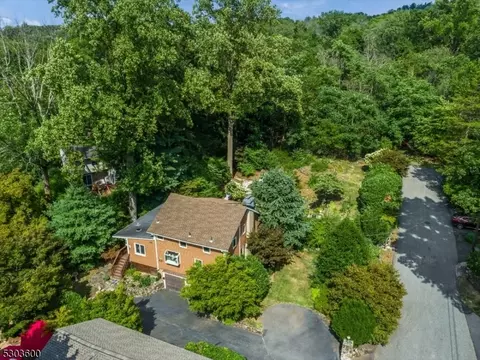 37 Lenape Trl, Wayne, NJ 07470 photo 30