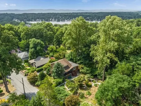 37 Lenape Trl, Wayne, NJ 07470 photo 29