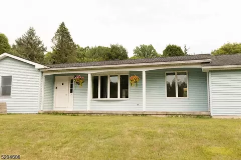 13 Edge Hill Rd, Blairstown, NJ 07825