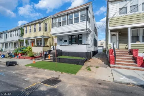 95 Schley St, Newark, NJ 07112